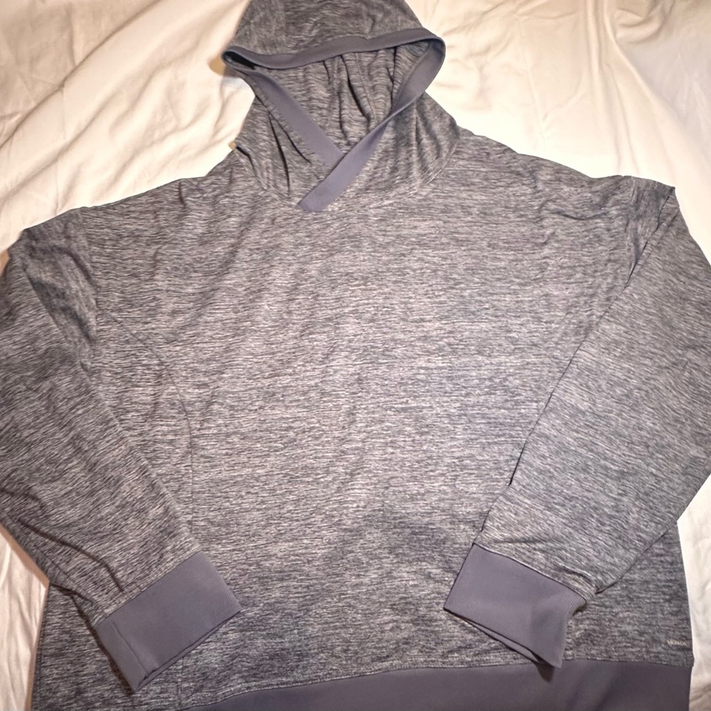 Active wear sweatshirt for the gym XL.